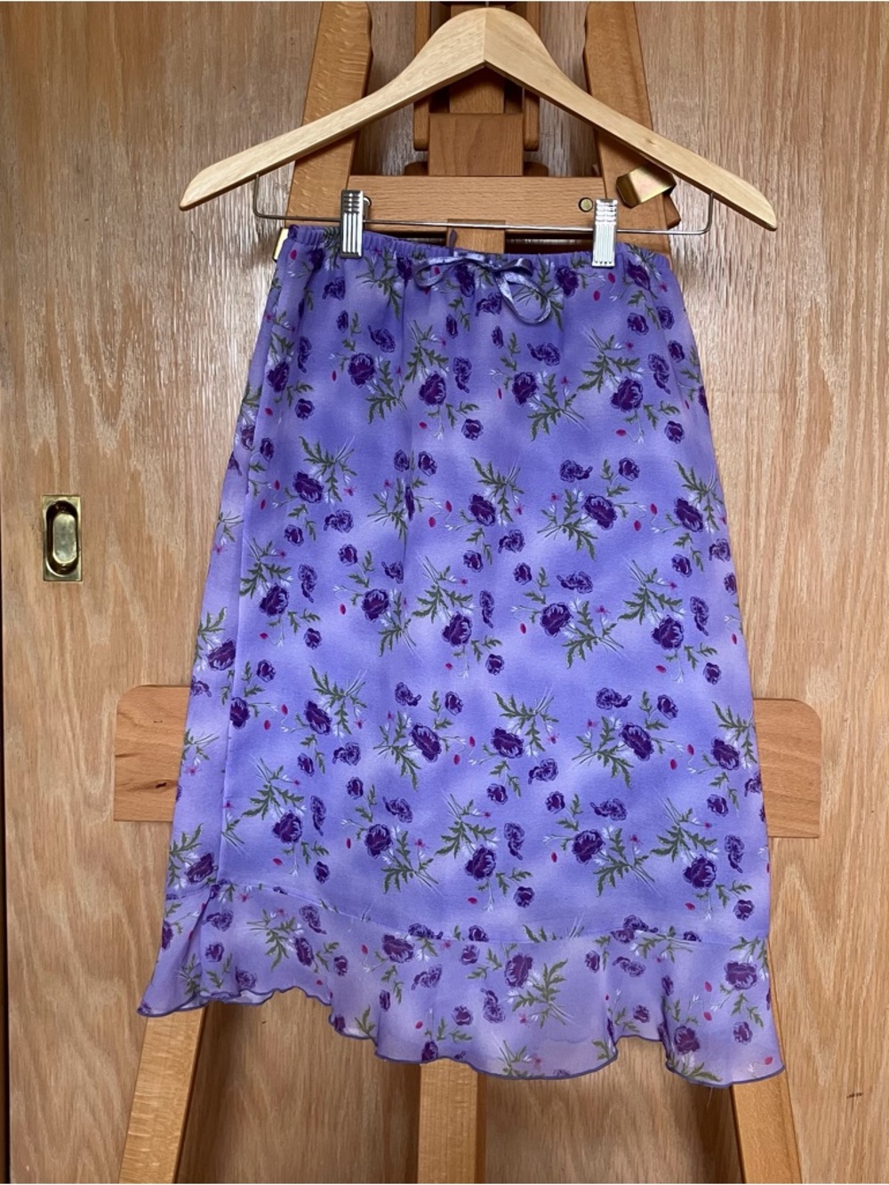 Y2K Mary Kate and Ashley purple floral midi skirt!